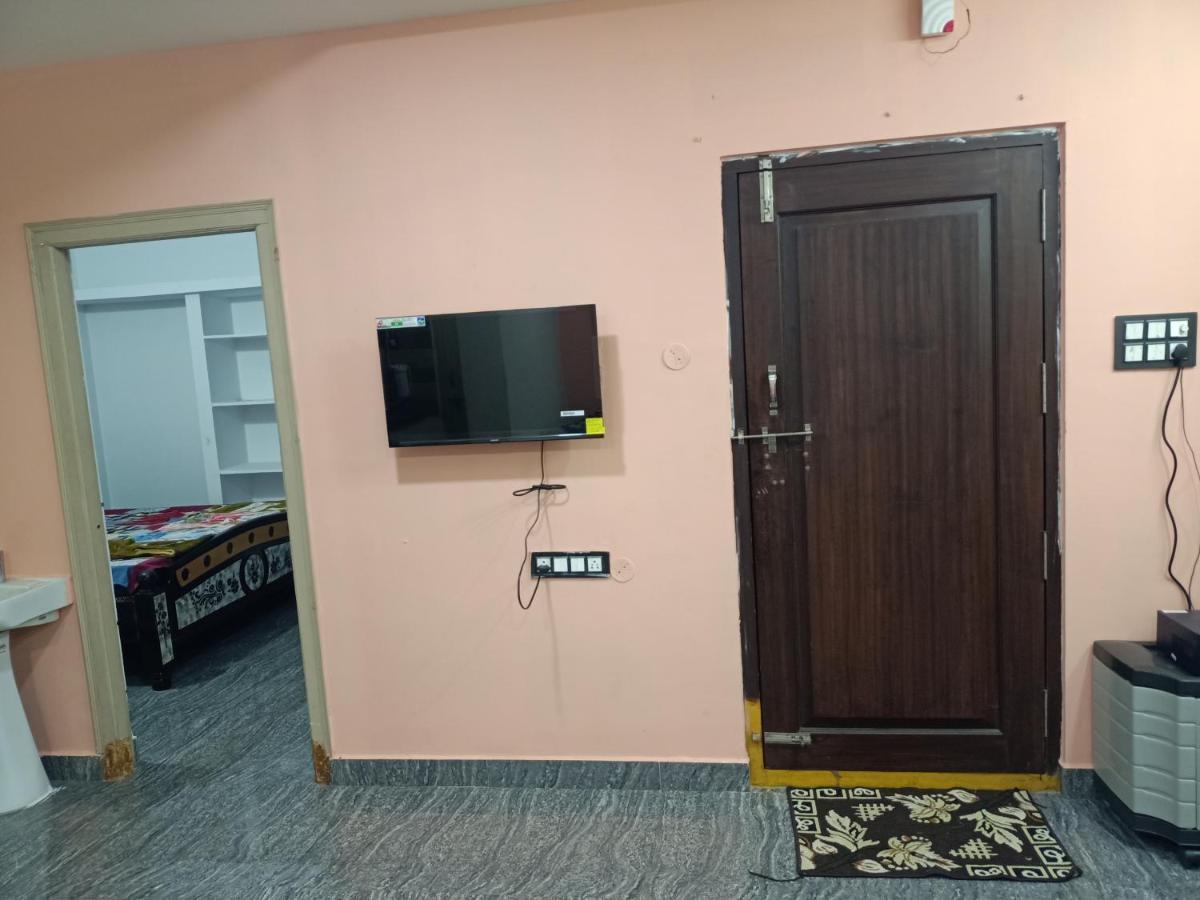Sri Govinda Nilayam Home Stay 1 Visakhapatnam Exterior foto